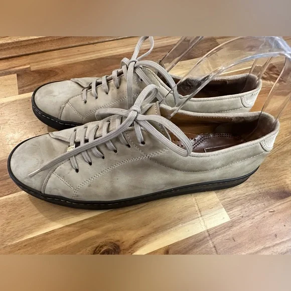 Salvatore Ferragamo Sport Italy Women’s Sneaker Size 7 1/2 - Picture 3 of 16